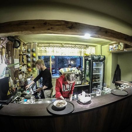 Arka Hostel Шкодер Экстерьер фото