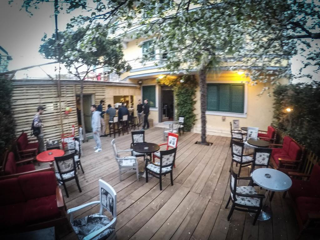 Arka Hostel Шкодер Экстерьер фото