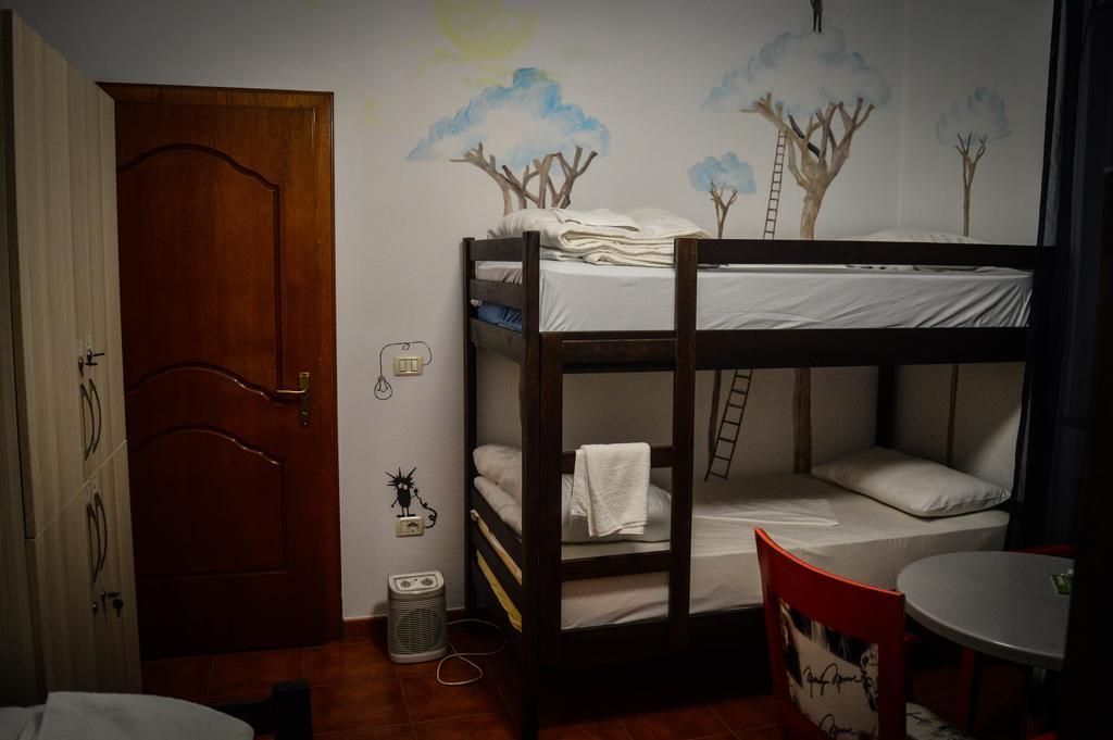 Arka Hostel Шкодер Экстерьер фото