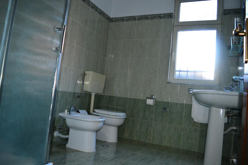Arka Hostel Шкодер Экстерьер фото