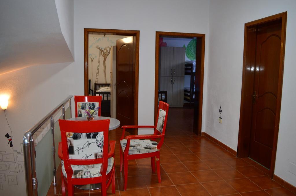 Arka Hostel Шкодер Экстерьер фото